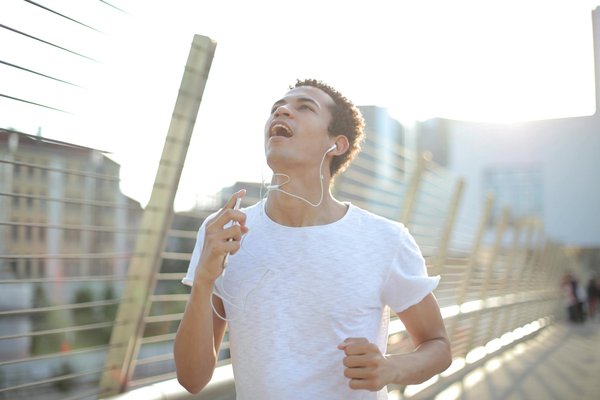 Créez une liste de maternité minimaliste et efficace